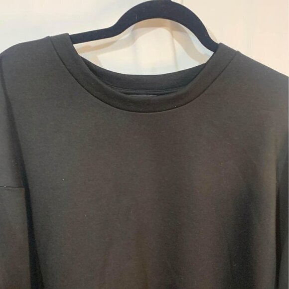 VERA WANG woman’s sweatshirt with faux fur wrists. Gorgeous! Crew neck. XXL. Bla - Picture 2 of 10